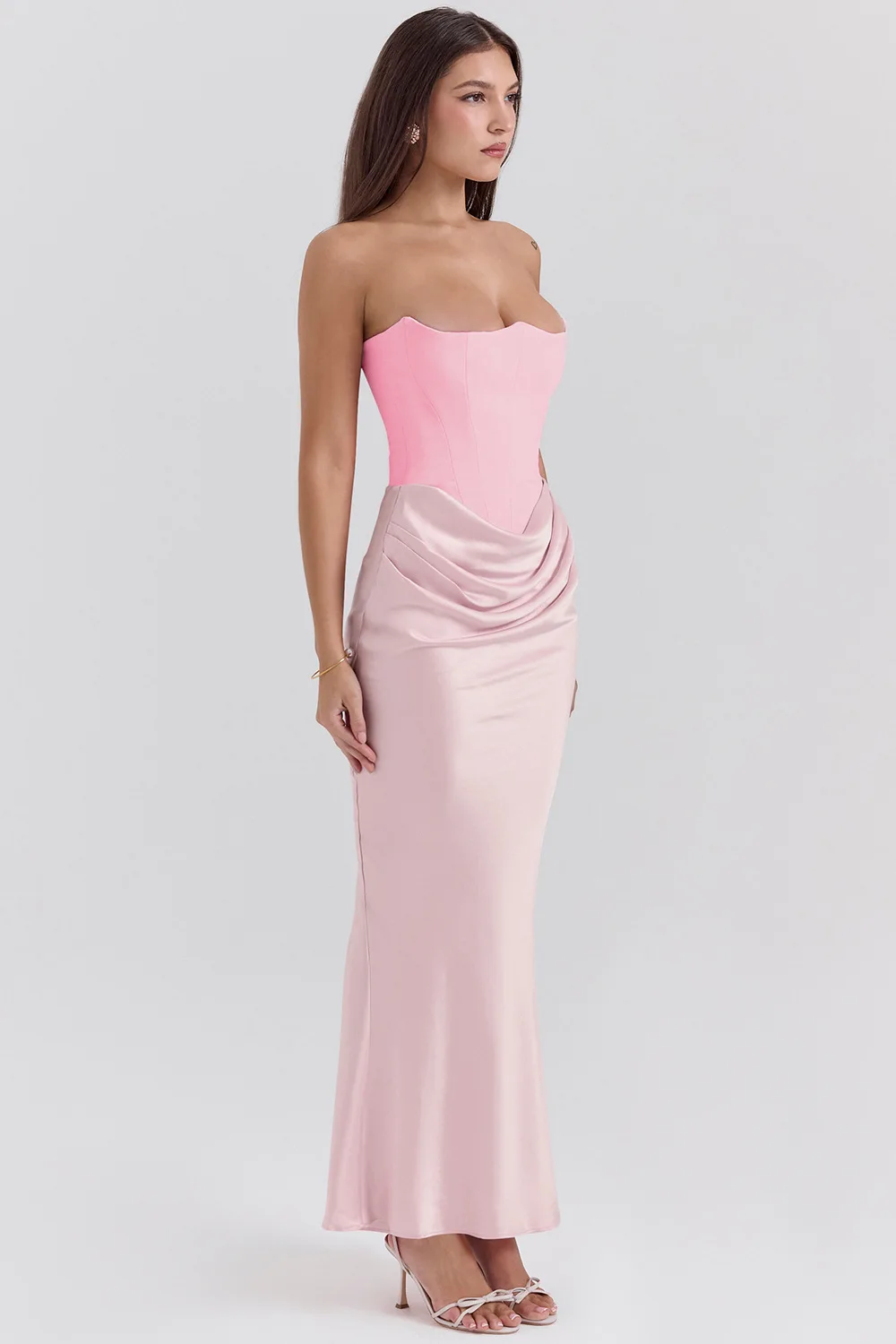 Adelisse – Rochie Lungă Tip Sirenă din Catifea fără Breteluțe