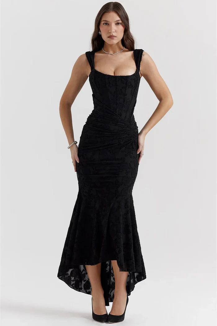Rosea – Rochie Elegantă cu Croială Sculpturală și Imprimeu Floral Ton pe Ton (Colecția)