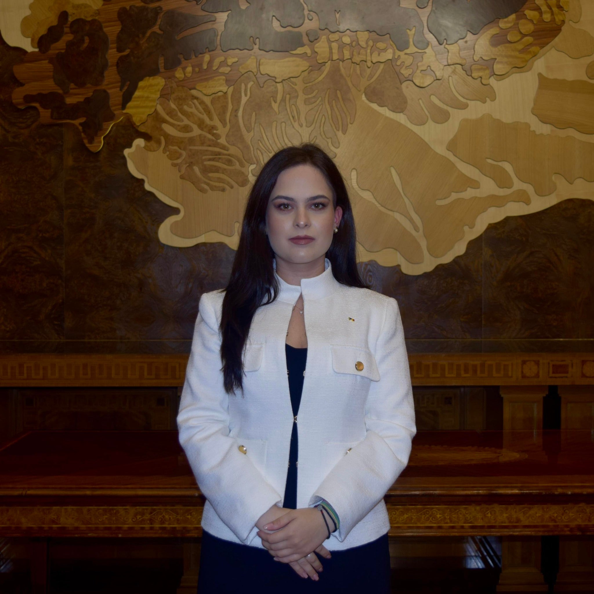 Raluca V.