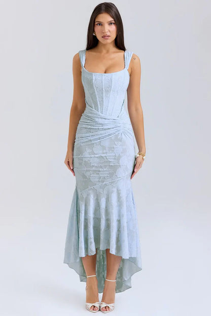 Rosea – Rochie Elegantă cu Croială Sculpturală și Imprimeu Floral Ton pe Ton (Colecția)