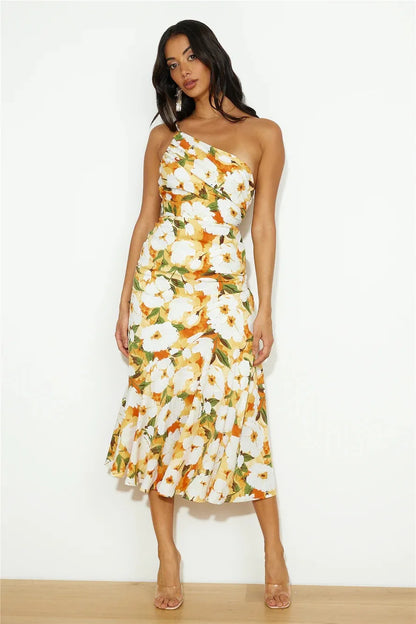 Isandra – Rochie Midi Asimetrică din Satin Floral (Colecția)