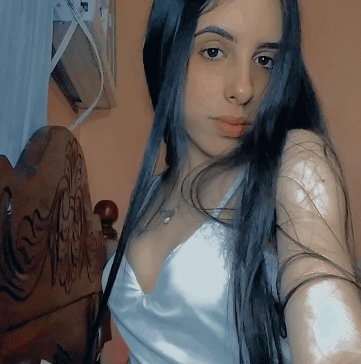 Adelina F.