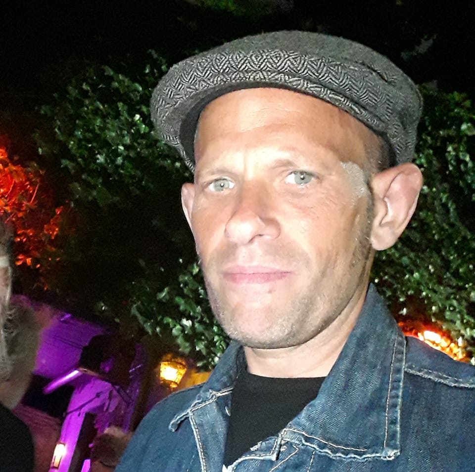 Dan A.